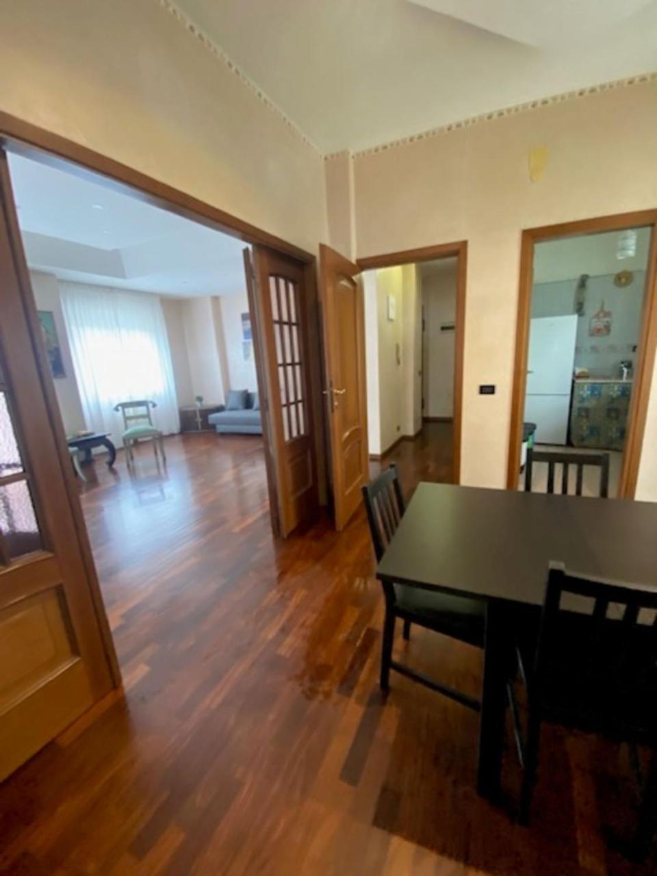 Quiet Apartment *